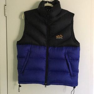 Jagged Edge Mountain Gear Down Vest NWOT